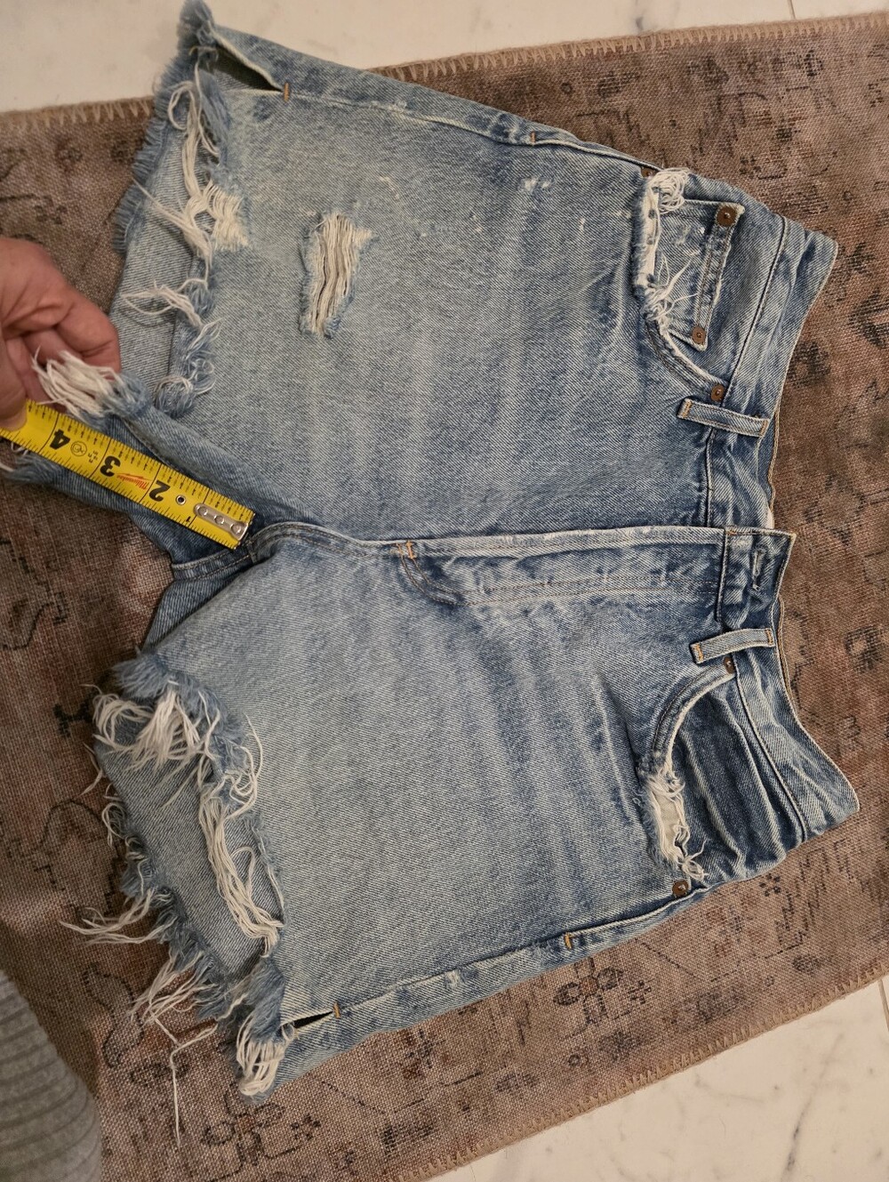 AGOLDE Parker Vintage Denim Cutoff Shorts 29 - Picture 5 of 6